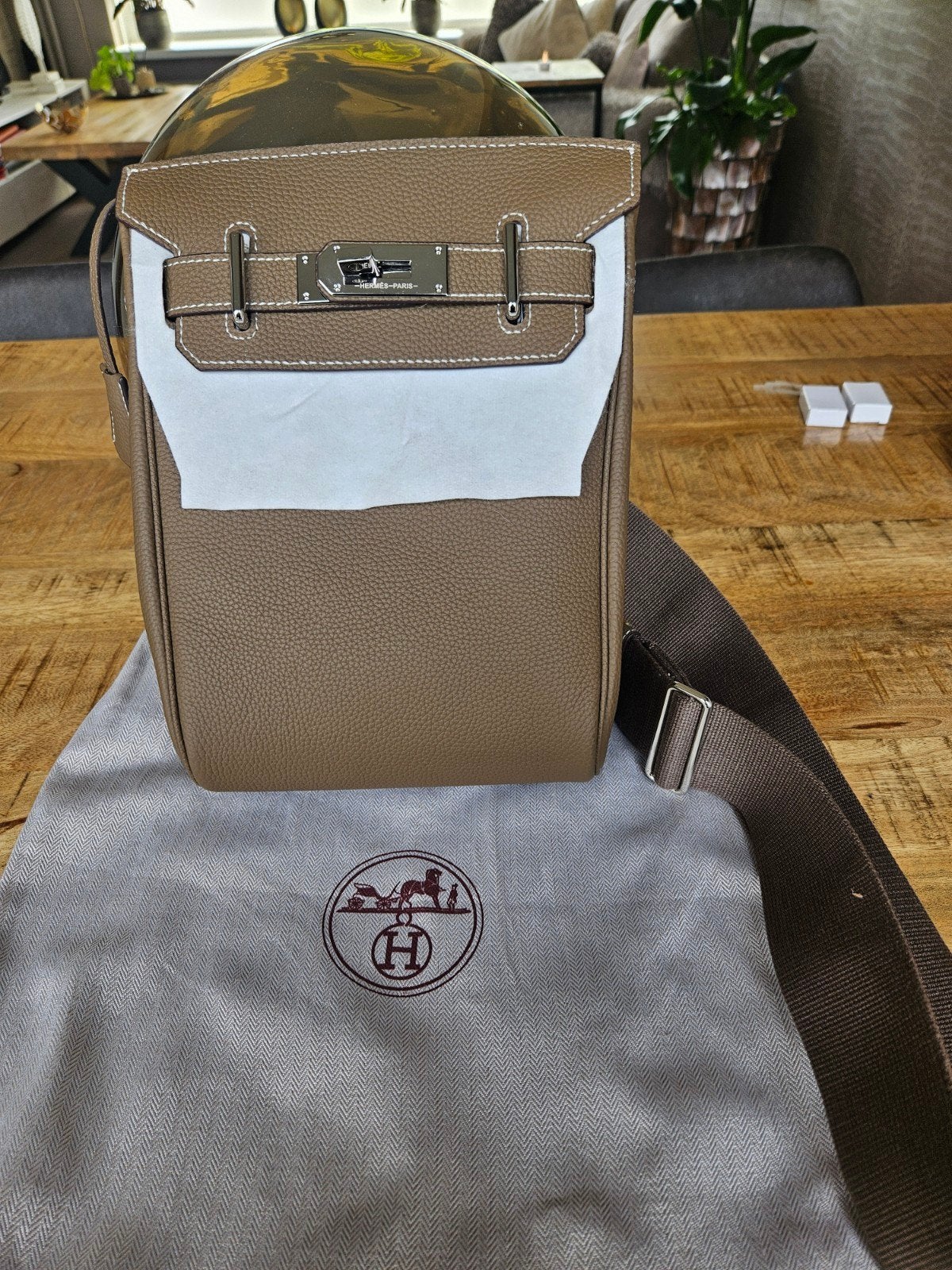 Hermès Evelyne TPM Crossbody Tas TAUPE - 1:1  ECHT LEER, Sieraden, Tassen en Uiterlijk, Tassen | Damestassen, Ophalen of Verzenden