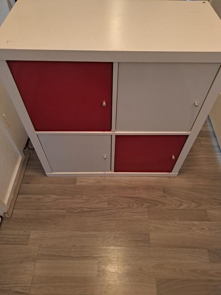 Kastje met 4 deurtjes, Huis en Inrichting, Kasten | Overige, Ophalen, Gebruikt