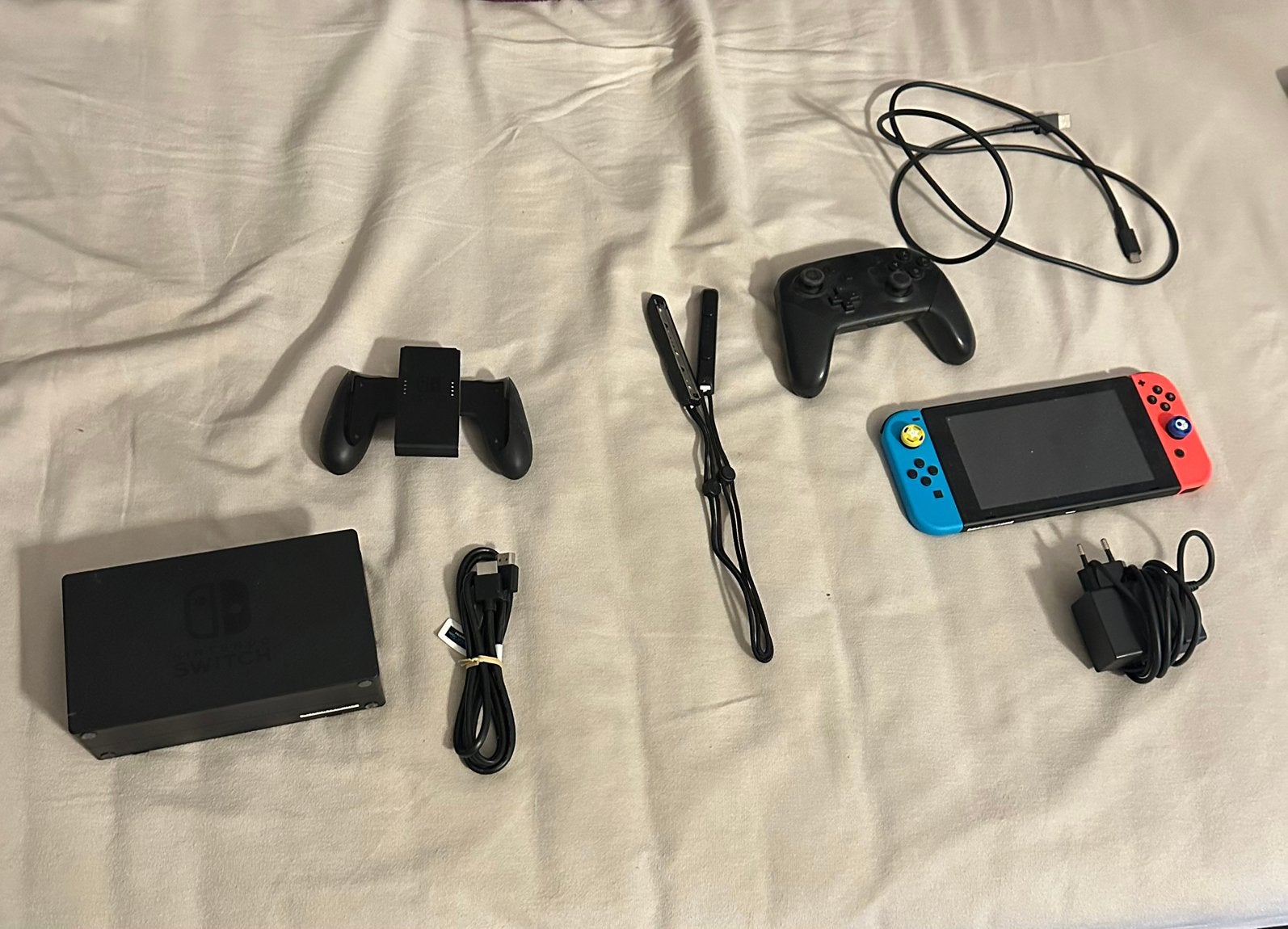 Nintendo switch + pro controller, Ophalen, Zo goed als nieuw, Met 1 controller, Switch 2019 Upgrade