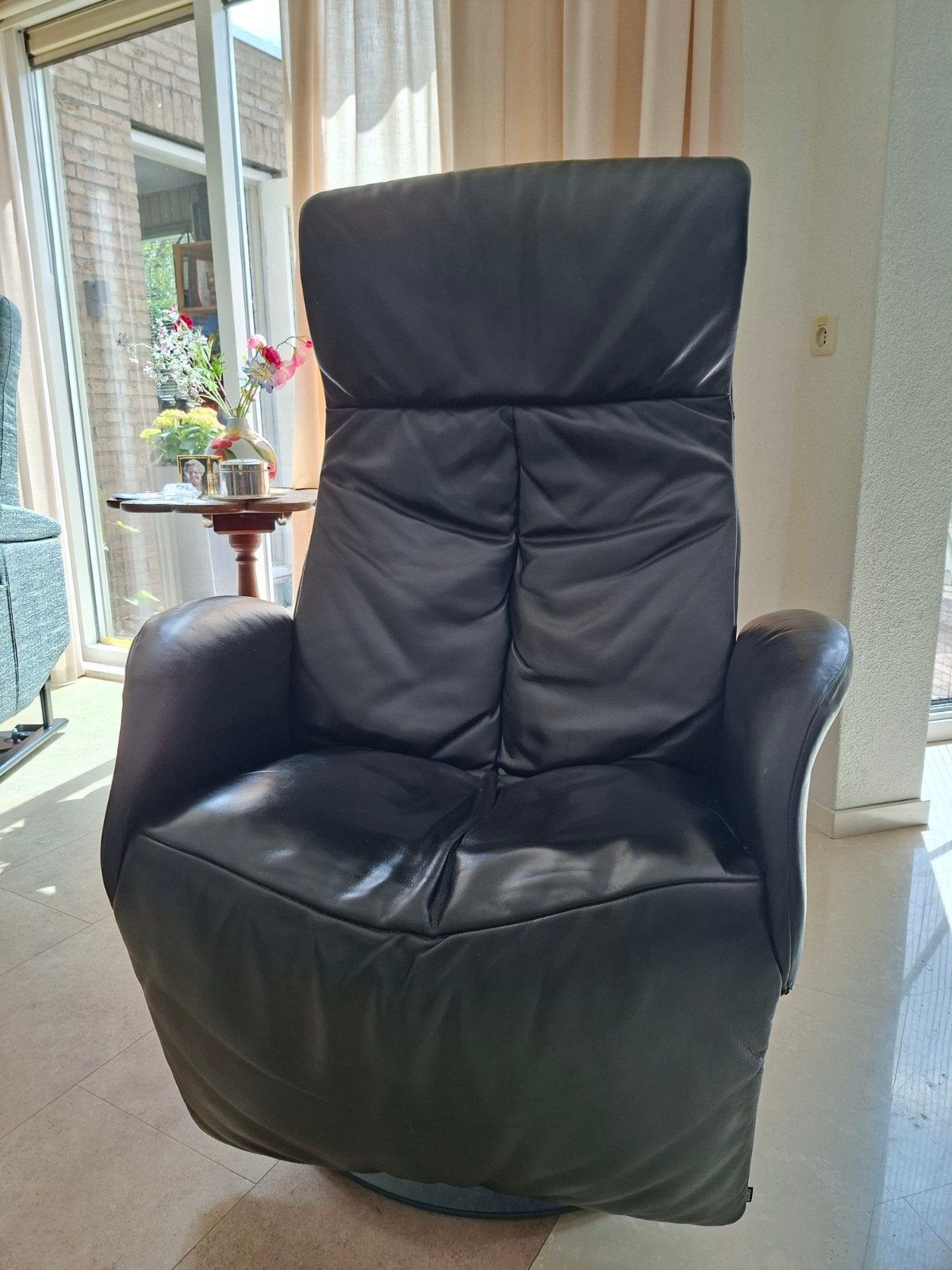 Yori relaxfauteuil - Zwart leer, in goede staat, Ophalen, Gebruikt, 100 tot 125 cm, Modern, Comfort