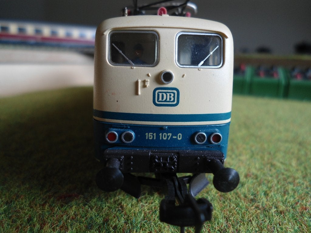 Fleischmann E-loc 151 met wagons, Hobby en Vrije tijd, Gelijkstroom, Fleischmann, Ophalen of Verzenden, Analoog