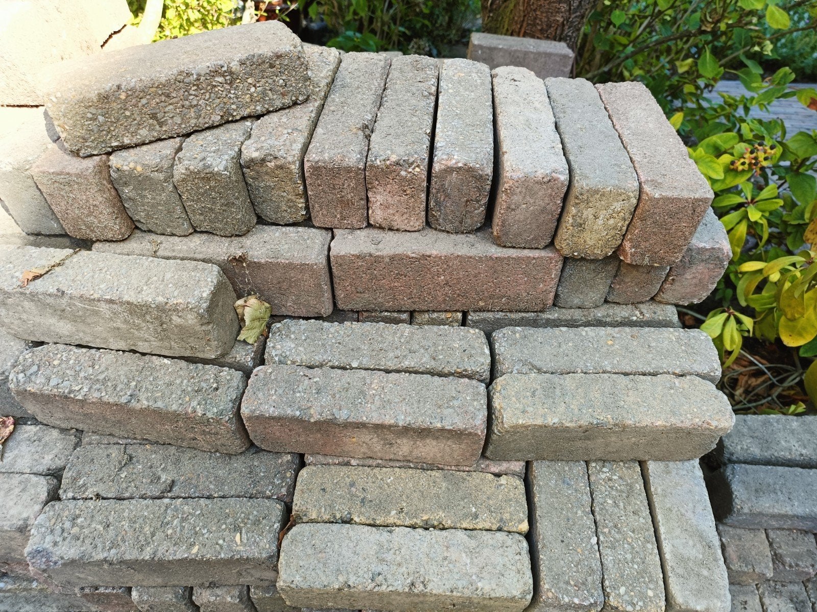 Gebruikte betonnen klinkers voor tuin of oprit, Tuin en Terras, Gebruikt, Klinkers, Beton, 5 tot 10 m²