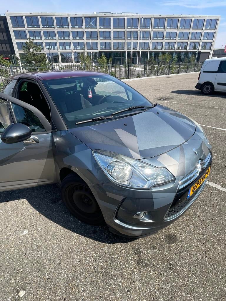 Citroën DS3 1.6 Hdif 2011 Grijs, Voorwielaandrijving, 28 km/l, 4 cilinders, Origineel Nederlands