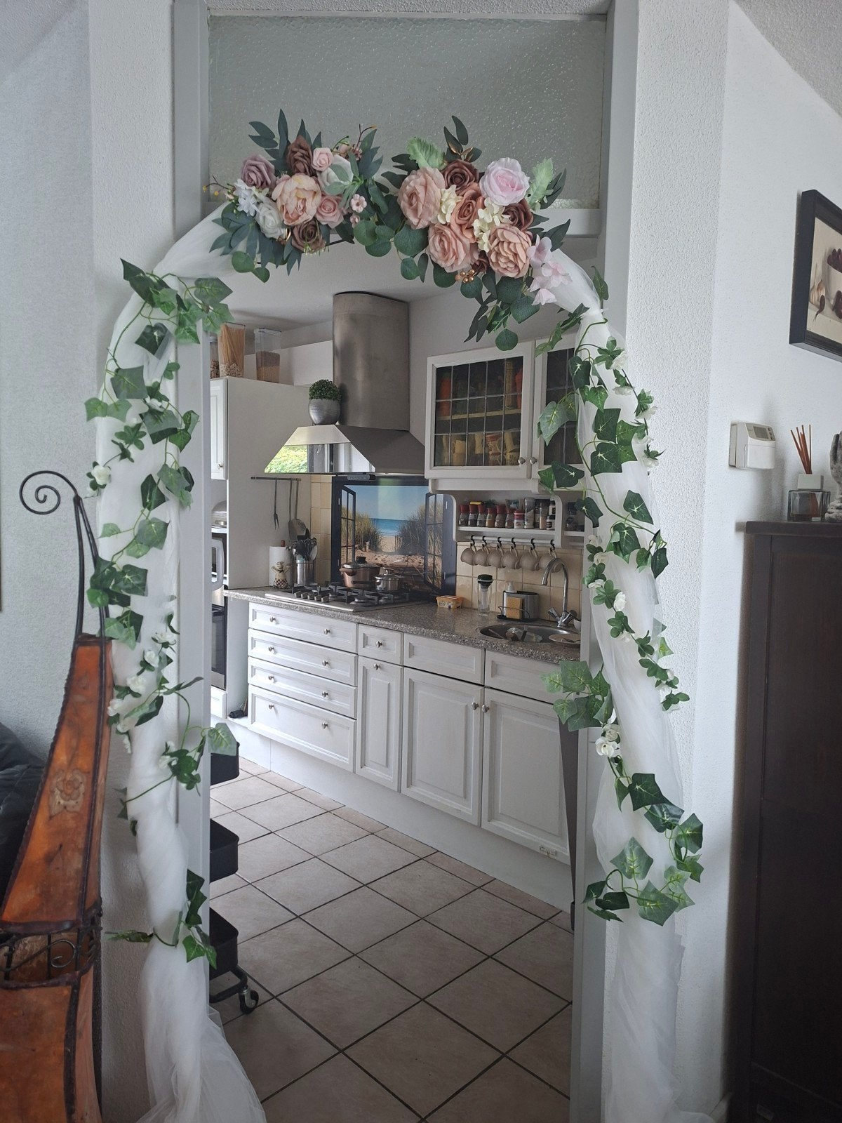Decoratieve Boog met Bloemen en Klimop voor Feesten, Ophalen of Verzenden, Zo goed als nieuw, Versiering, Geboorte of Huwelijk