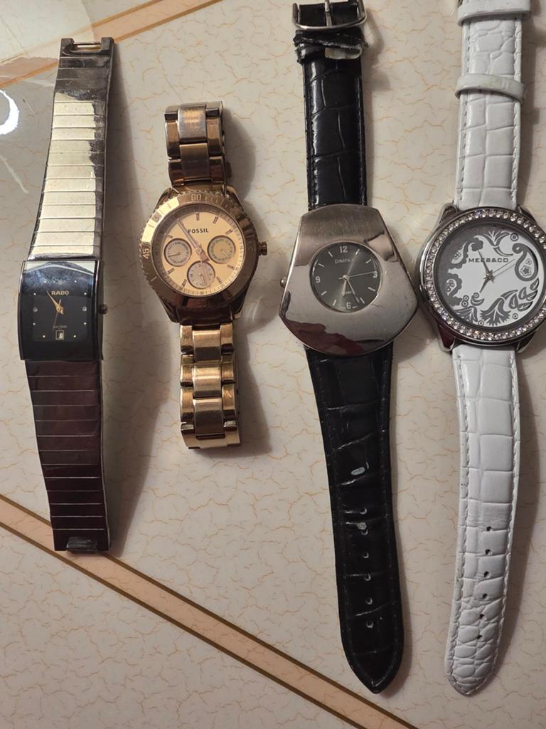 Diverse Quartz Horloges en Opwinders  HEREN  DAMES, Sieraden, Tassen en Uiterlijk, Horloges | Dames, Overige merken, Overige materialen