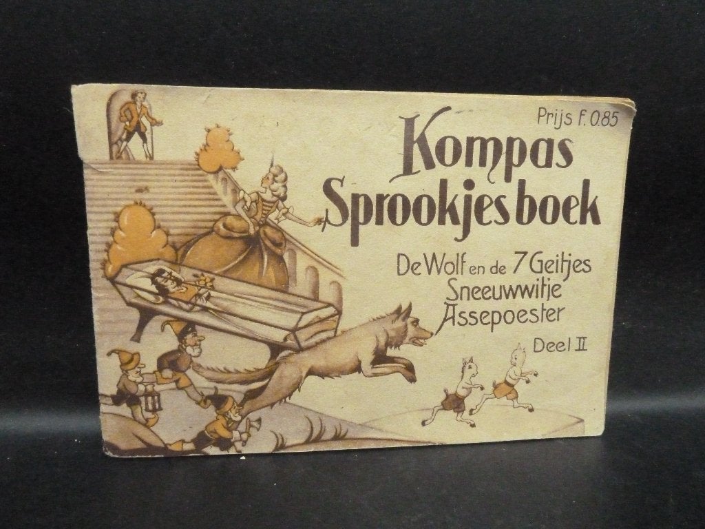 Antiek sprookjesboekje Sneeuwwitje, Assepoester en de wolf, Boeken, Sprookjes en Fabels, Ophalen of Verzenden, Gelezen