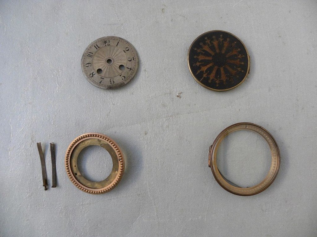 Wijzerplaten, cijferringen, glasdeksels serie 24, Ophalen of Verzenden
