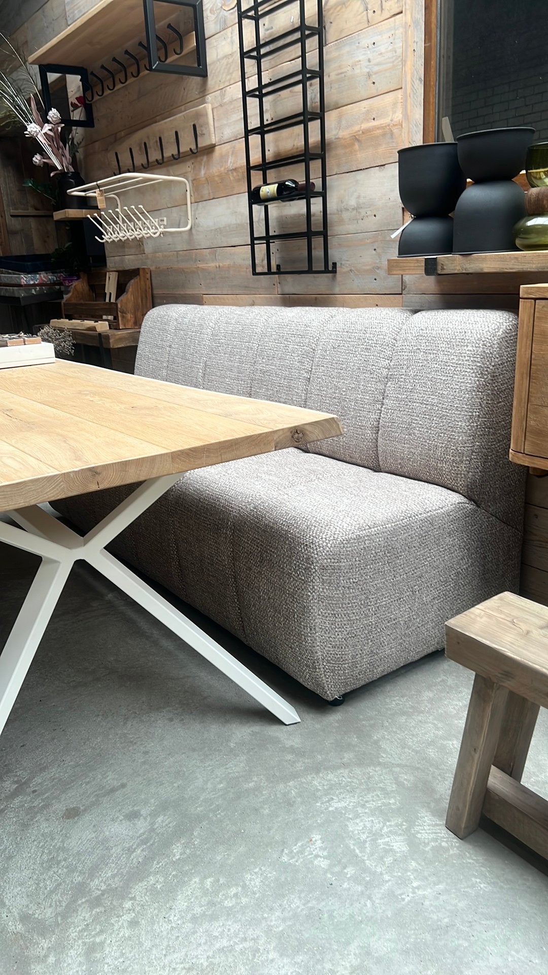 Eetbank stof op voorraad, Ophalen of Verzenden, Zo goed als nieuw, Stof, Vijf, Zes of meer stoelen