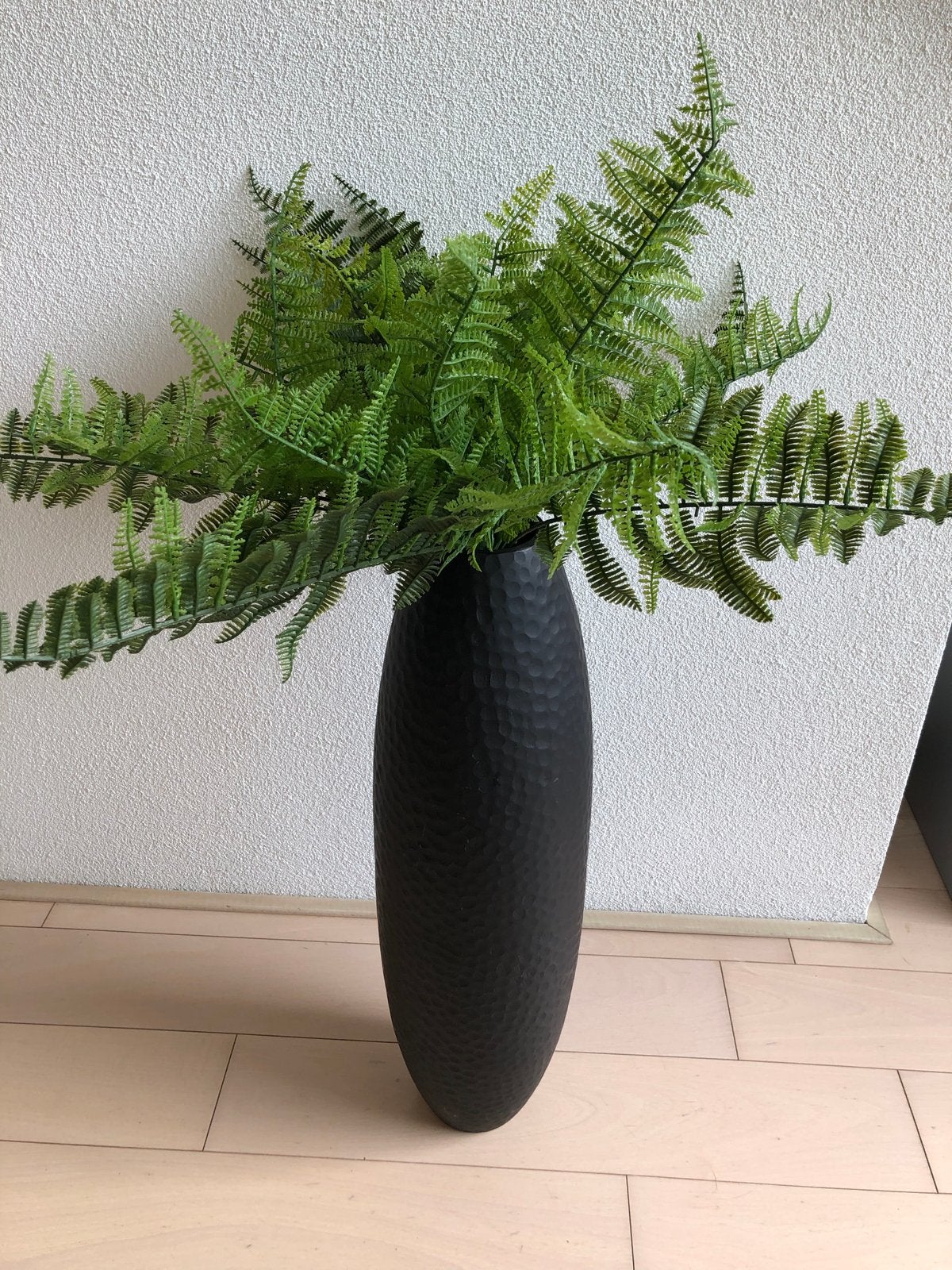 Zwarte houten vaas - 60 cm hoog., Ophalen, Gebruikt, Met patroon/structuur, Zwart