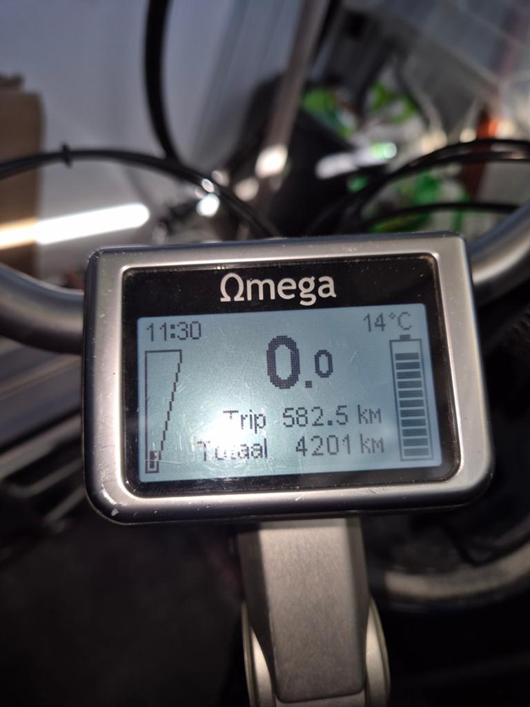 Twee goed onderhouden elektrische fietsen - Azor, Fietsen en Brommers, Elektrische fietsen, Ophalen, Gebruikt, Overige merken