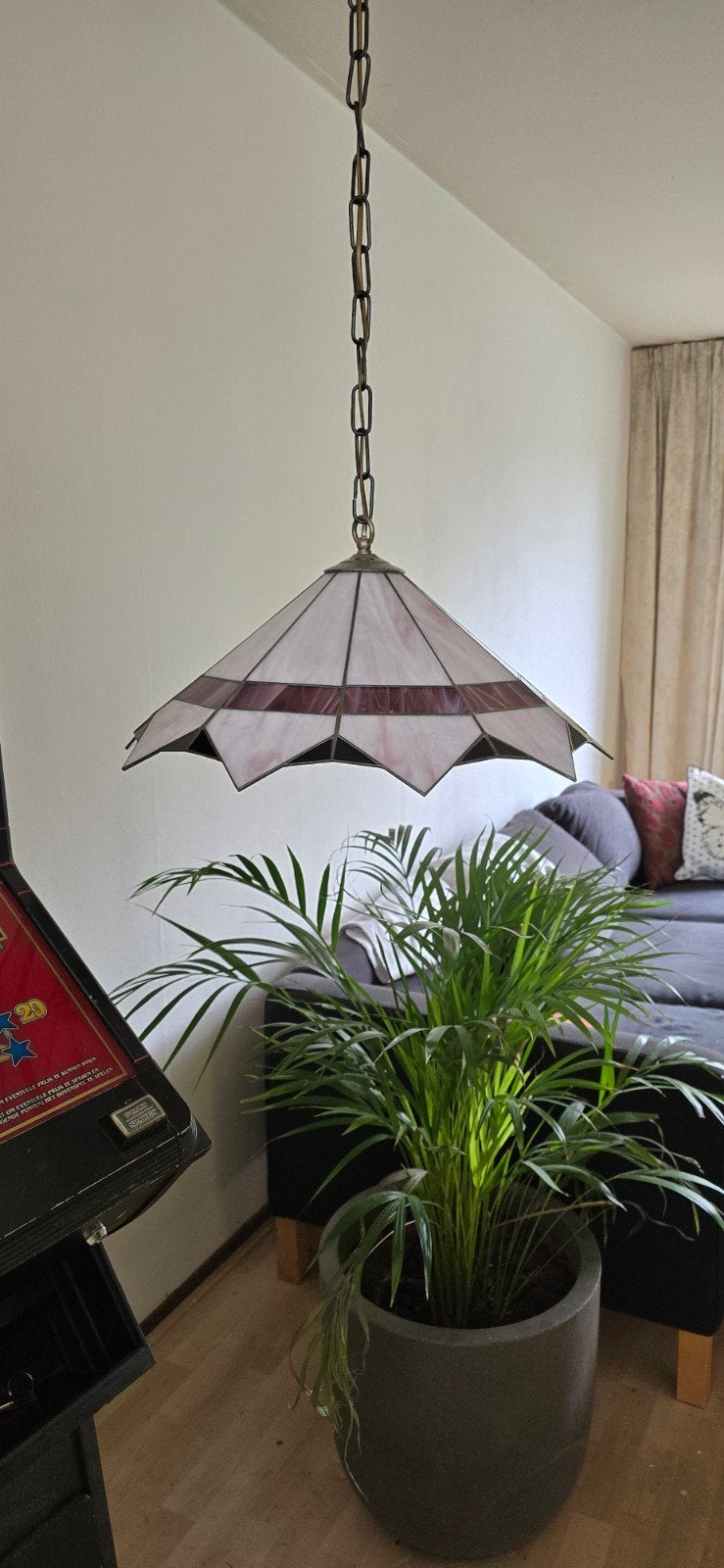 Tiffany hanglamp met gekleurd glas ( ophalen ), Huis en Inrichting, Lampen | Hanglampen, Ophalen, Zo goed als nieuw, Tiffany, Minder dan 50 cm
