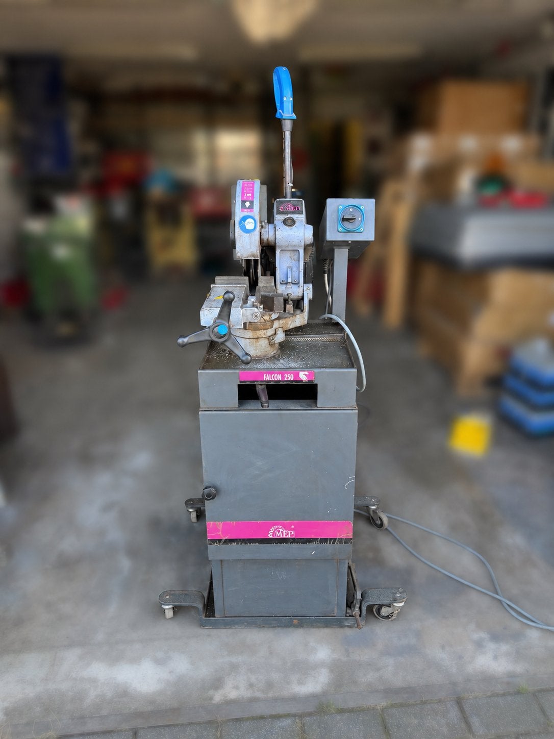 MEP Falcon 250 Metaal Afkortzaag - 400V Krachtstroom, Ophalen, Gebruikt, 70 mm of meer, Afkortzaag