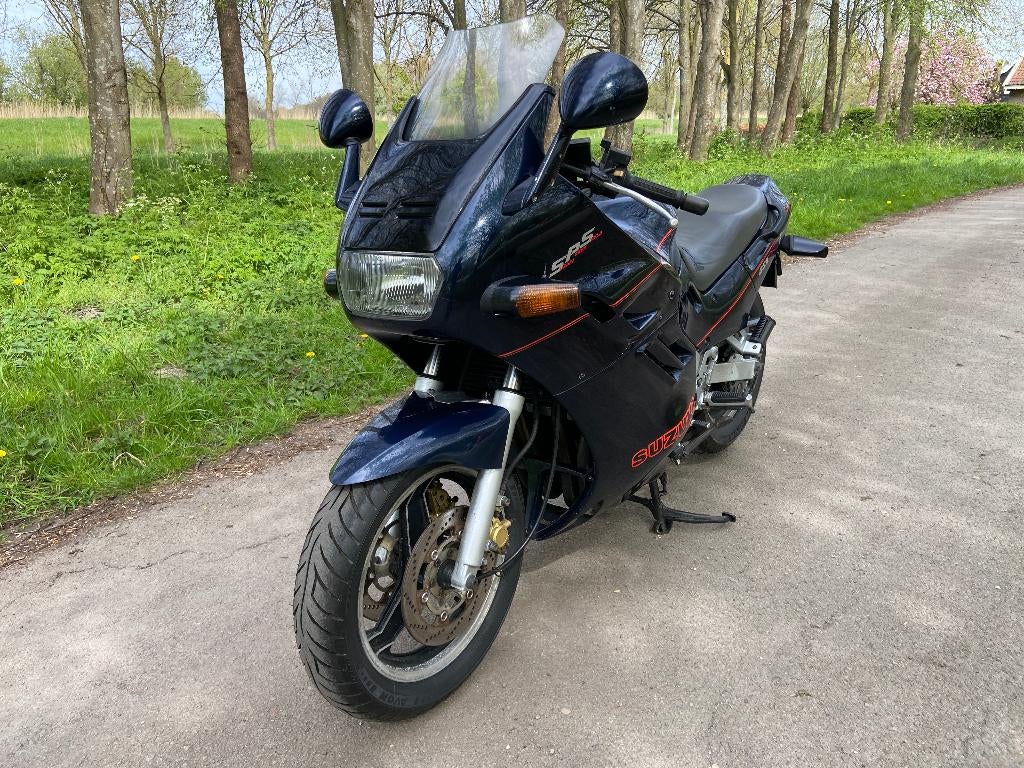 Suzuki GSX 1100 F, Motoren, Sportuitlaat, 4 cilinders, Motorrijbewijs A, Gebruikt
