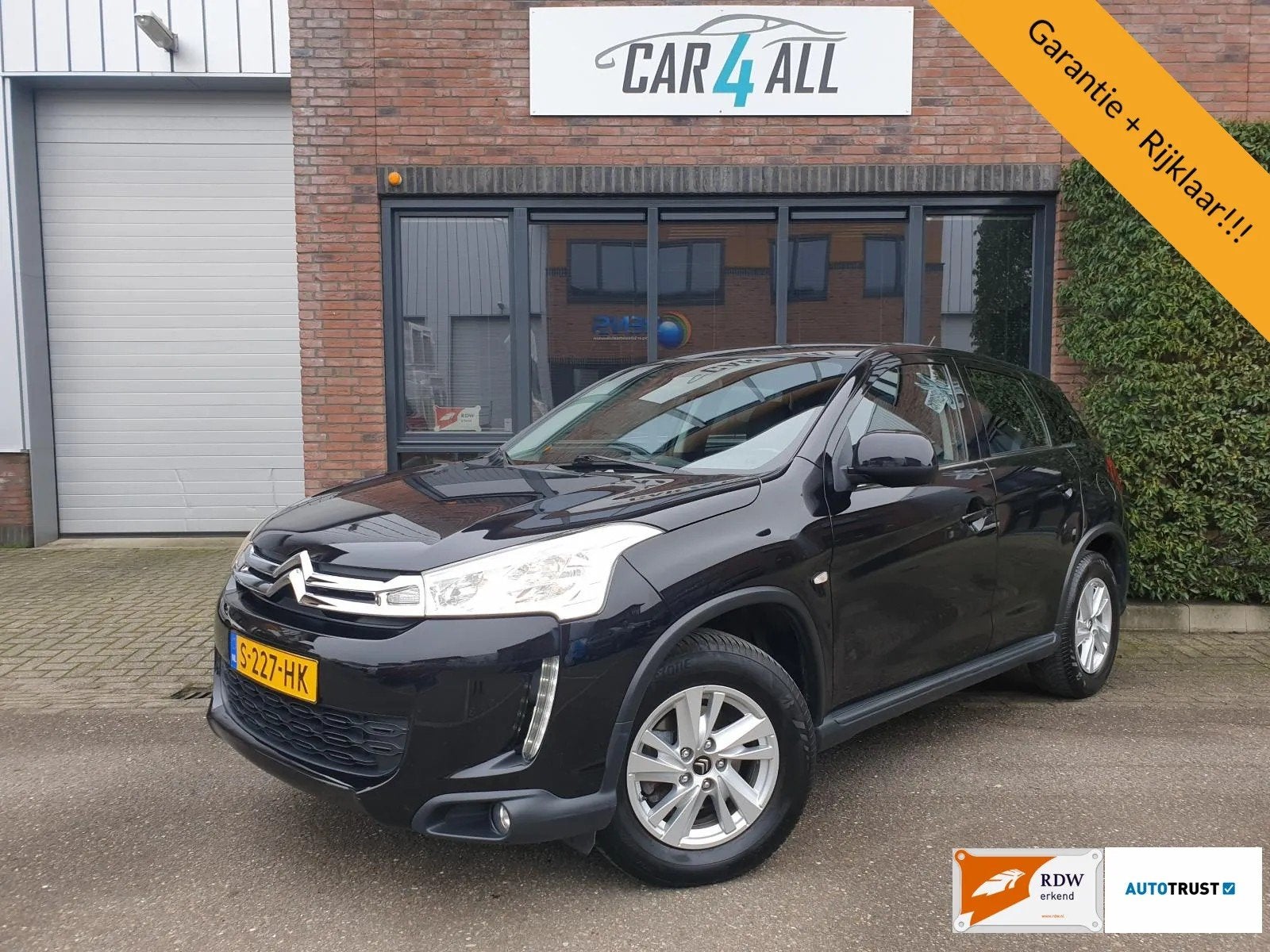 Citroen C4 Aircross 1.6i 2WD Attraction Crui Airco Trekhaak, Auto's, Euro 5, Gebruikt, Zwart, Met garantie (alle)