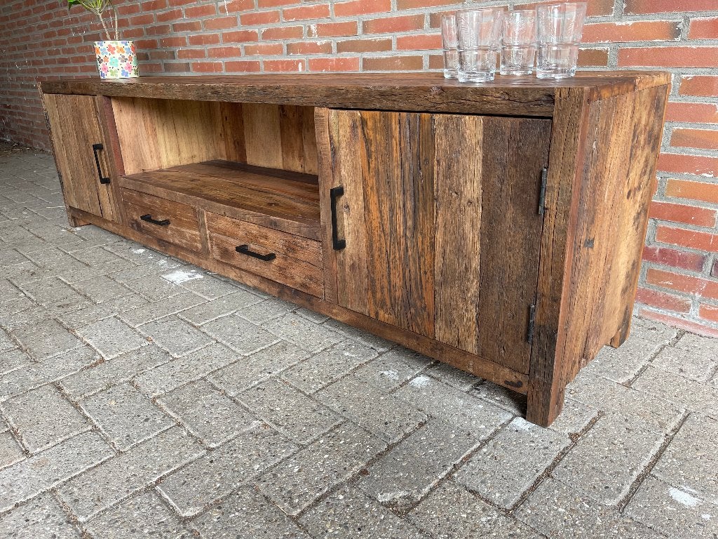 Tv-meubel 200 OLD WOOD massiefhout sfeervol uniek voorraad, 1 of 2 laden, 150 tot 200 cm, Nieuw, Minder dan 100 cm