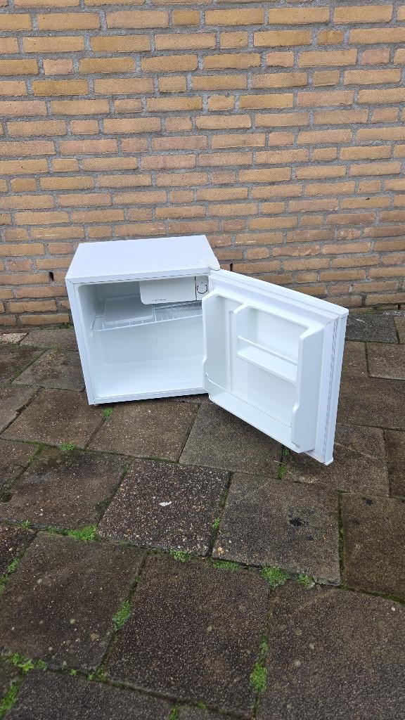 Kleine koelkast, ideaal voor camper/camping/slaapkamer/etc, Witgoed en Apparatuur, Koelkasten en IJskasten, Ophalen, Gebruikt