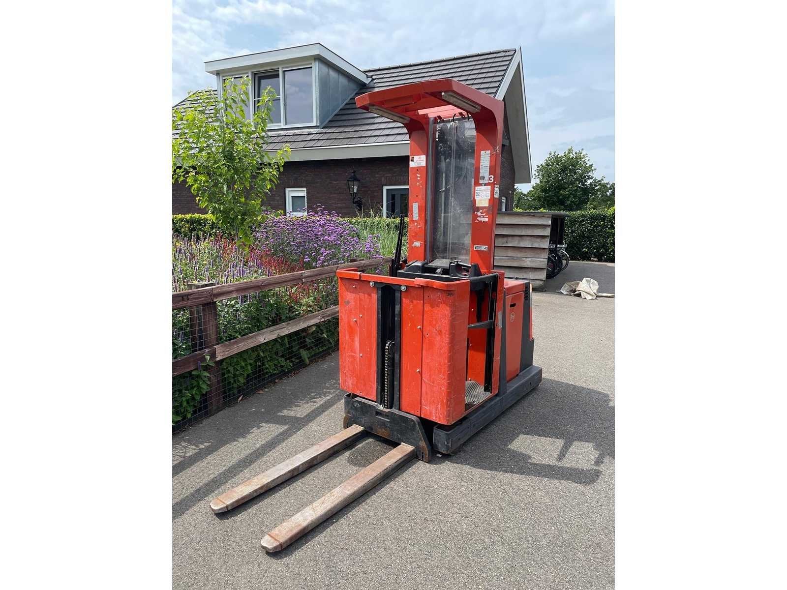 2008 BT OME100 Man-up Reach truck, Overige aandrijving, Reachtruck, BT