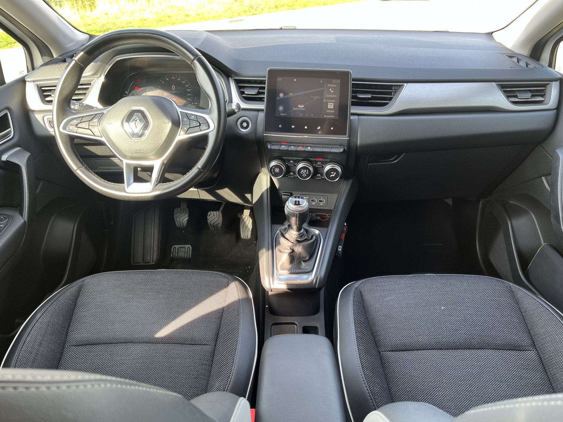 Renault Captur 1.0 TCe 100 Intens / Parkeerhulp A / Climate, Auto's, Voorwielaandrijving, 12 maanden, 101 pk, Gebruikt