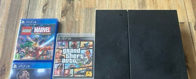 Playstation 4 ps4 zonder controller en 3 spellen 1 terabyte, Ophalen of Verzenden, Zo goed als nieuw, Zonder controller, Original