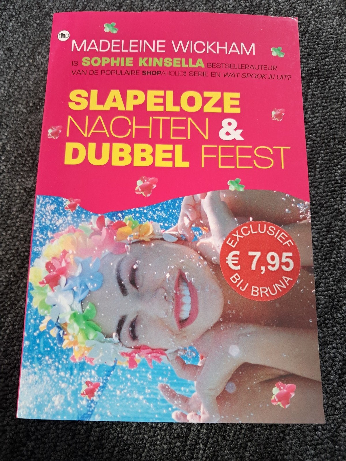 Slapeloze Nachten & Dubbel Feest - Madeleine Wickham, Ophalen of Verzenden, Zo goed als nieuw, Madeleine Wickham, Nederland