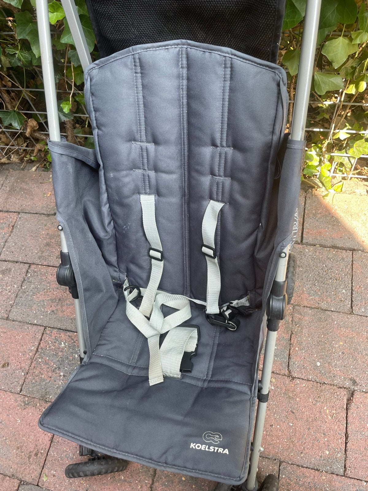 Koelstra Buggy - Donkerblauw, Compact en Handig, Ophalen, Gebruikt, Koelstra