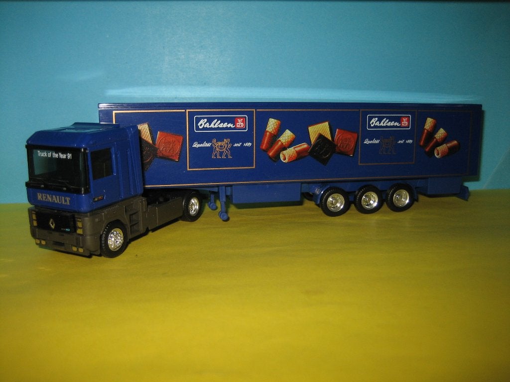 Bahlsen  RENAULT met oplegger  Herpa/Albedo, Ophalen of Verzenden, Zo goed als nieuw, Bus of Vrachtwagen, Herpa