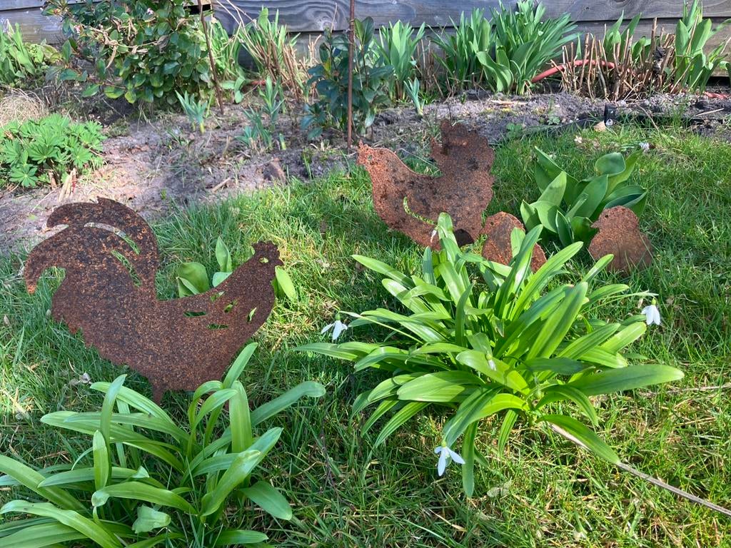 Roest metalen kip, haan en 2 kuikens, Tuin en Terras, Tuinstekers, Ophalen of Verzenden, Gebruikt