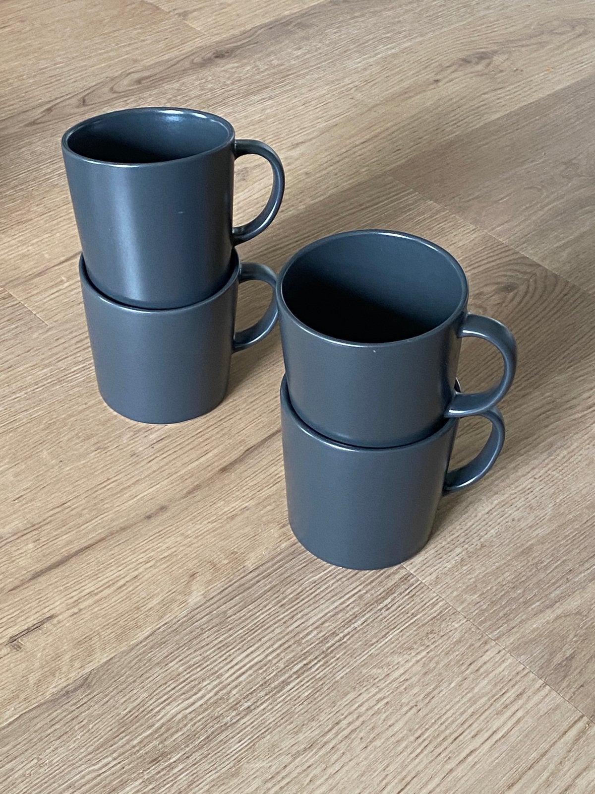4 Ikea Dinera mokken, Ophalen of Verzenden, Zo goed als nieuw, Overige stijlen, Kop(pen) en/of Schotel(s)