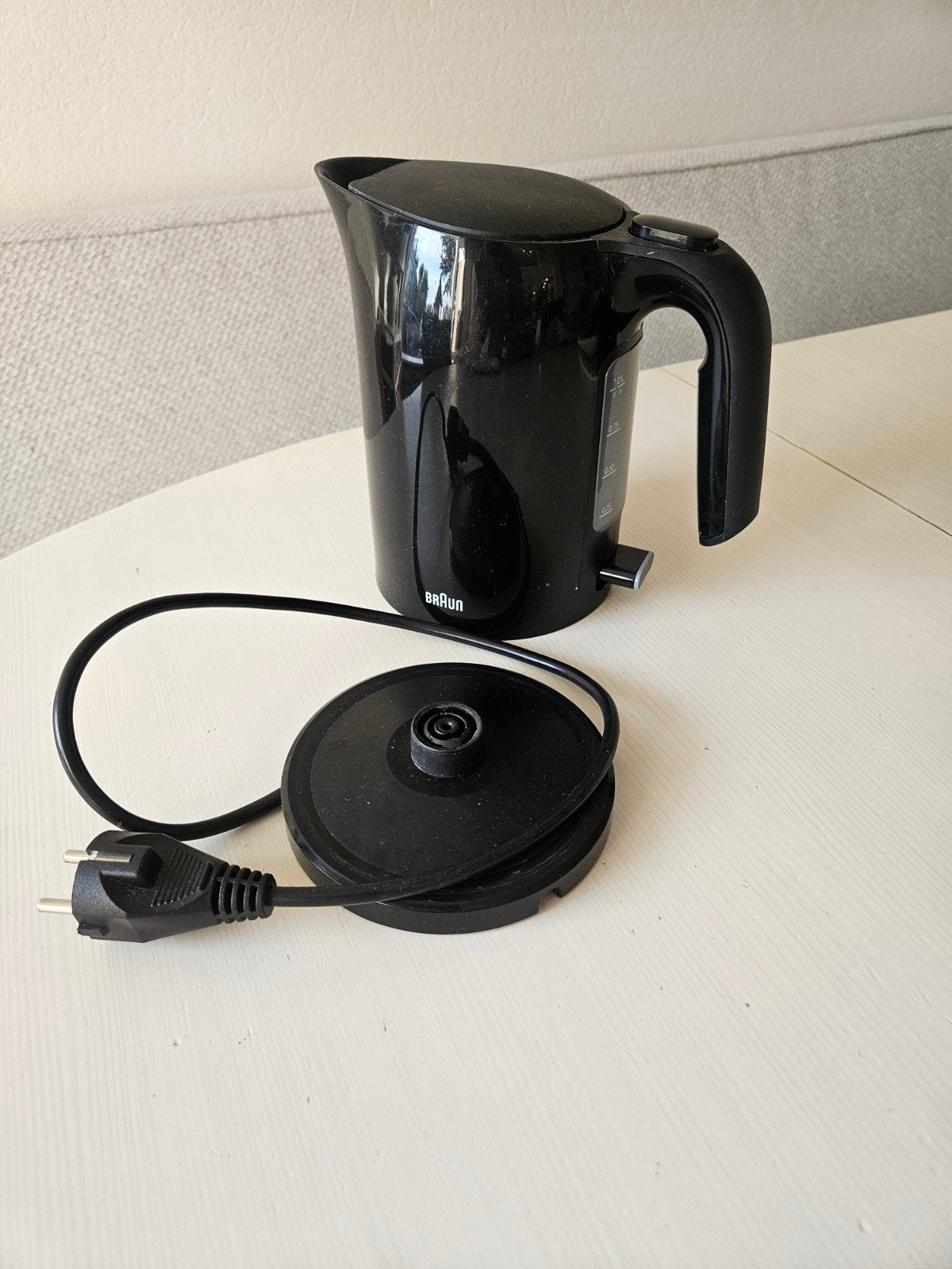 braun waterkoker, 1 tot 2 liter, Ophalen, Gebruikt