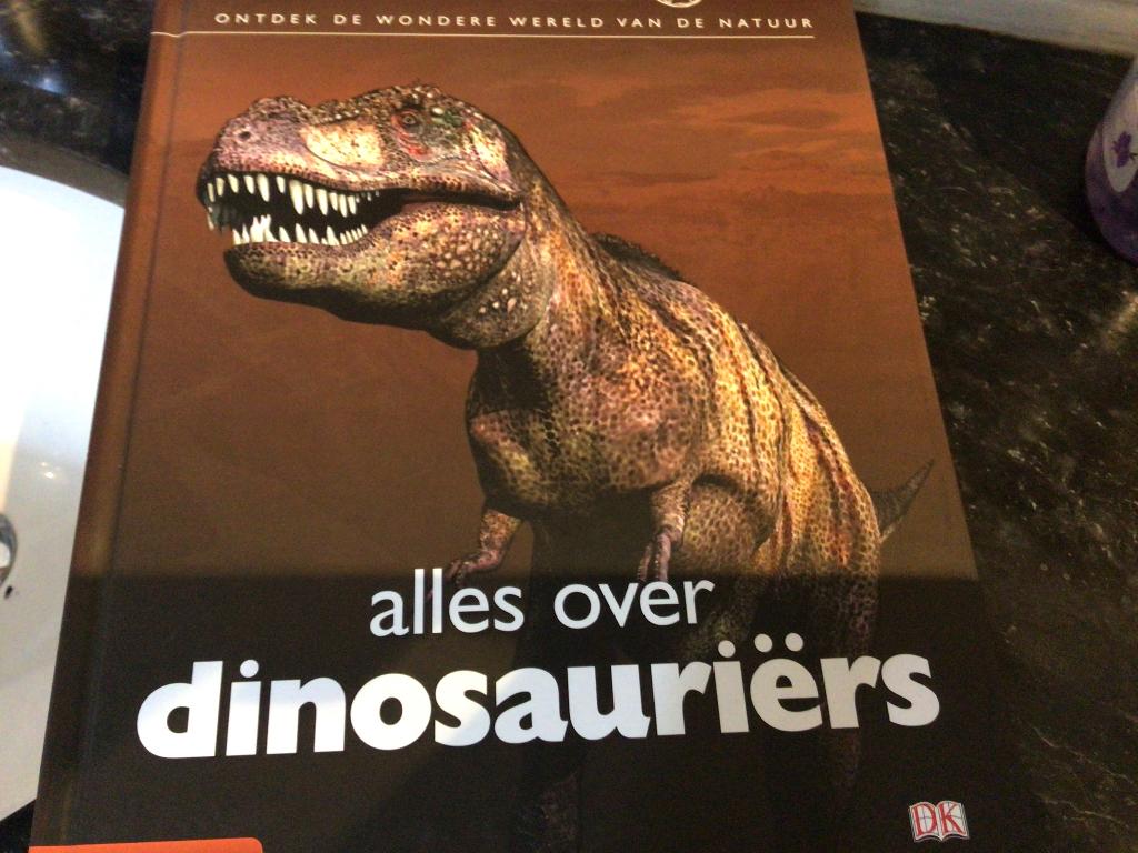 Dino en veel interessante 20 delig serie planeet aarde, Ophalen, Zo goed als nieuw, Diverse auteurs