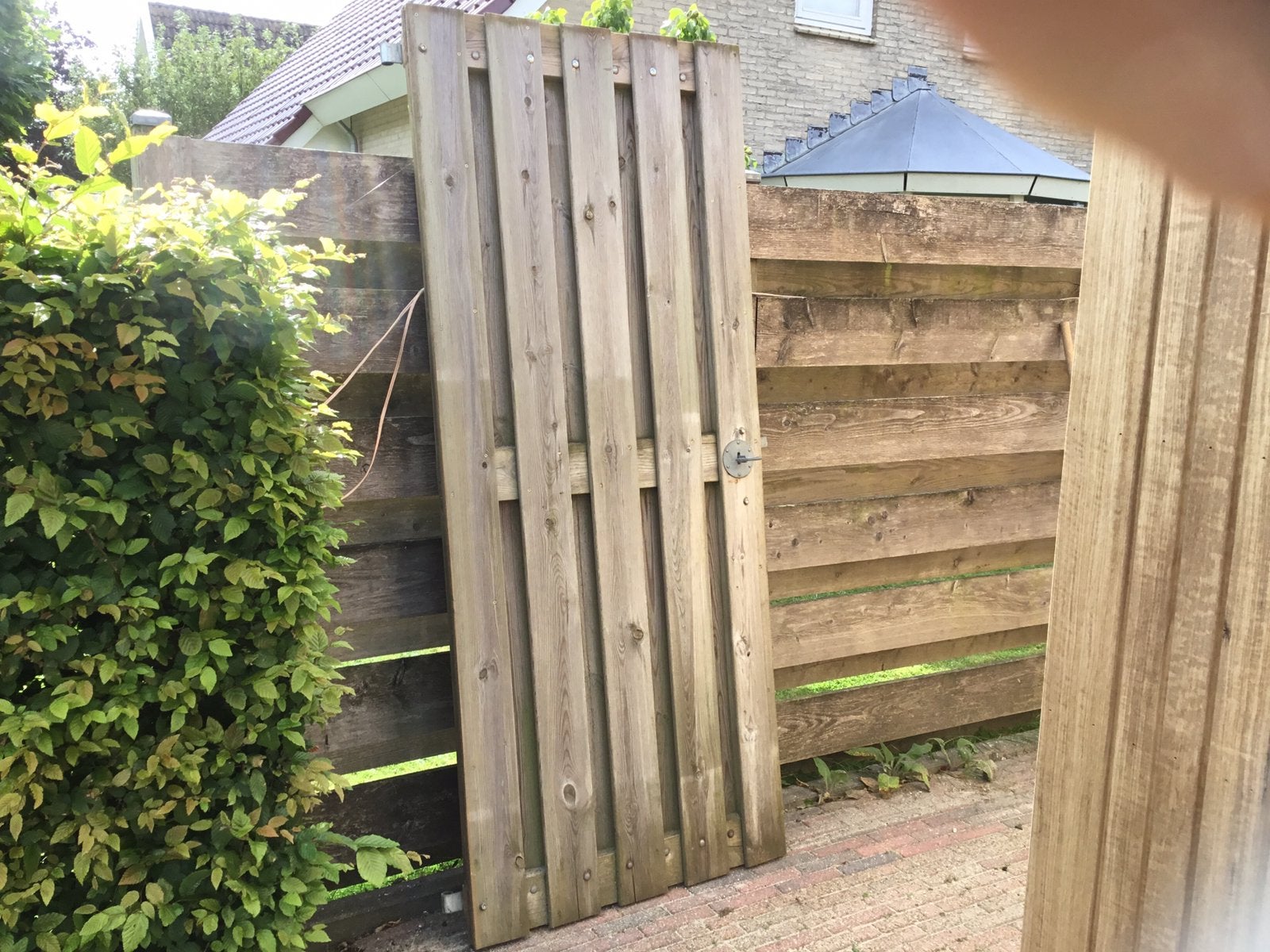 Houten schuttingdeur, Tuin en Terras, Schuttingen, Ophalen, 1 tot 2 meter, Minder dan 3 meter, Zo goed als nieuw