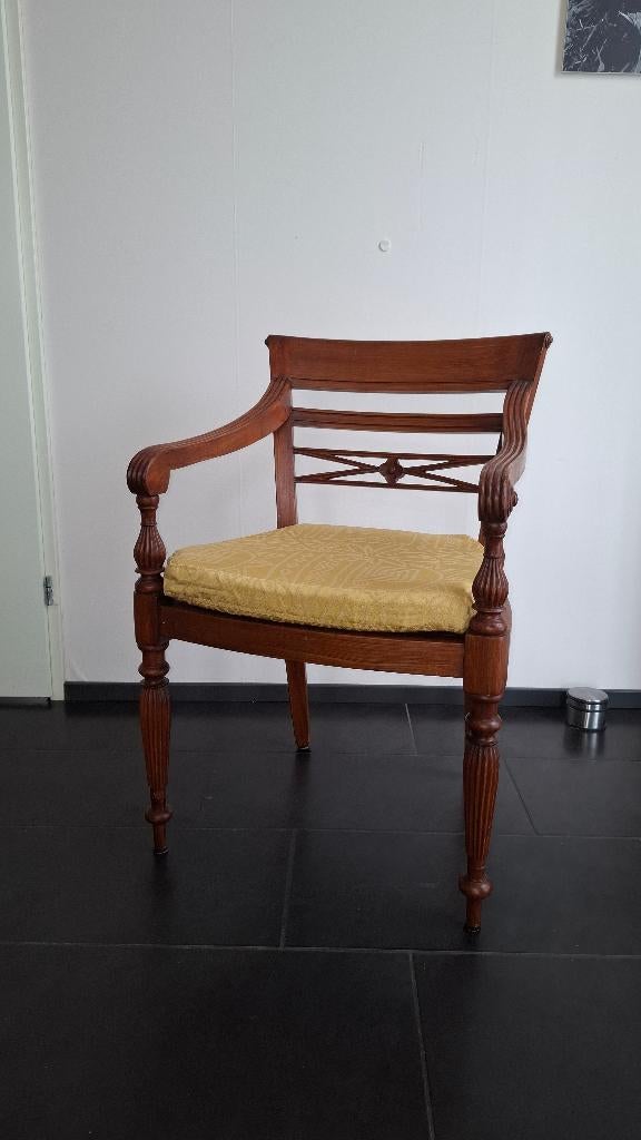 Houten klassieke Raffles stoel in Georgiaanse stijl, Ophalen, Gebruikt, Bruin, Eén