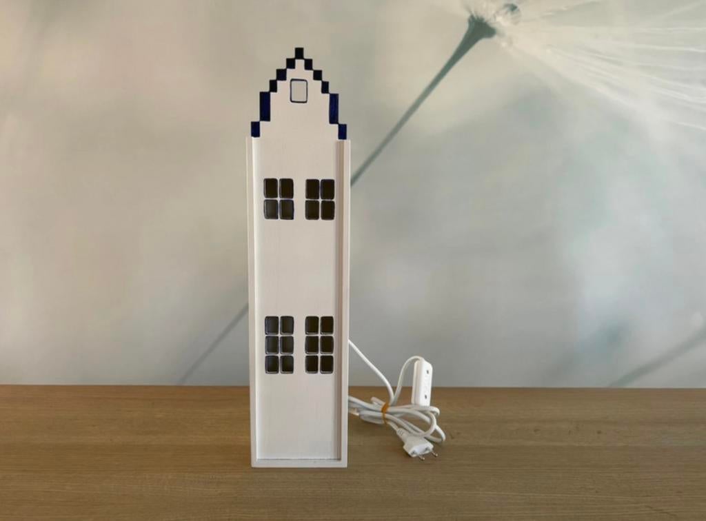 Leuke unieke geupcyclede grachtenpand lamp, Nieuw, Ophalen of Verzenden, Minder dan 50 cm, Uniek nostalgie 'Delfts Blauw' upcycle restyle circulair