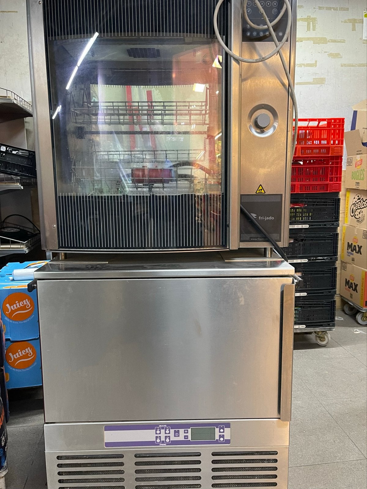 Fri-Jado Rotisserie / Kippengrill, Ophalen, Gebruikt, Ovens, Magnetrons en Steamers