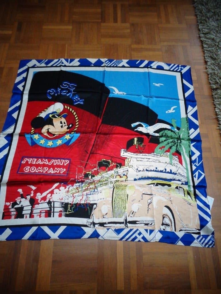 Nieuw: Vtg Mickey's World zijden sjaal. Blauw wit rood, Kleding | Dames, Maat 46/48 (XL) of groter, Mickey's World, Nieuw, Ophalen of Verzenden