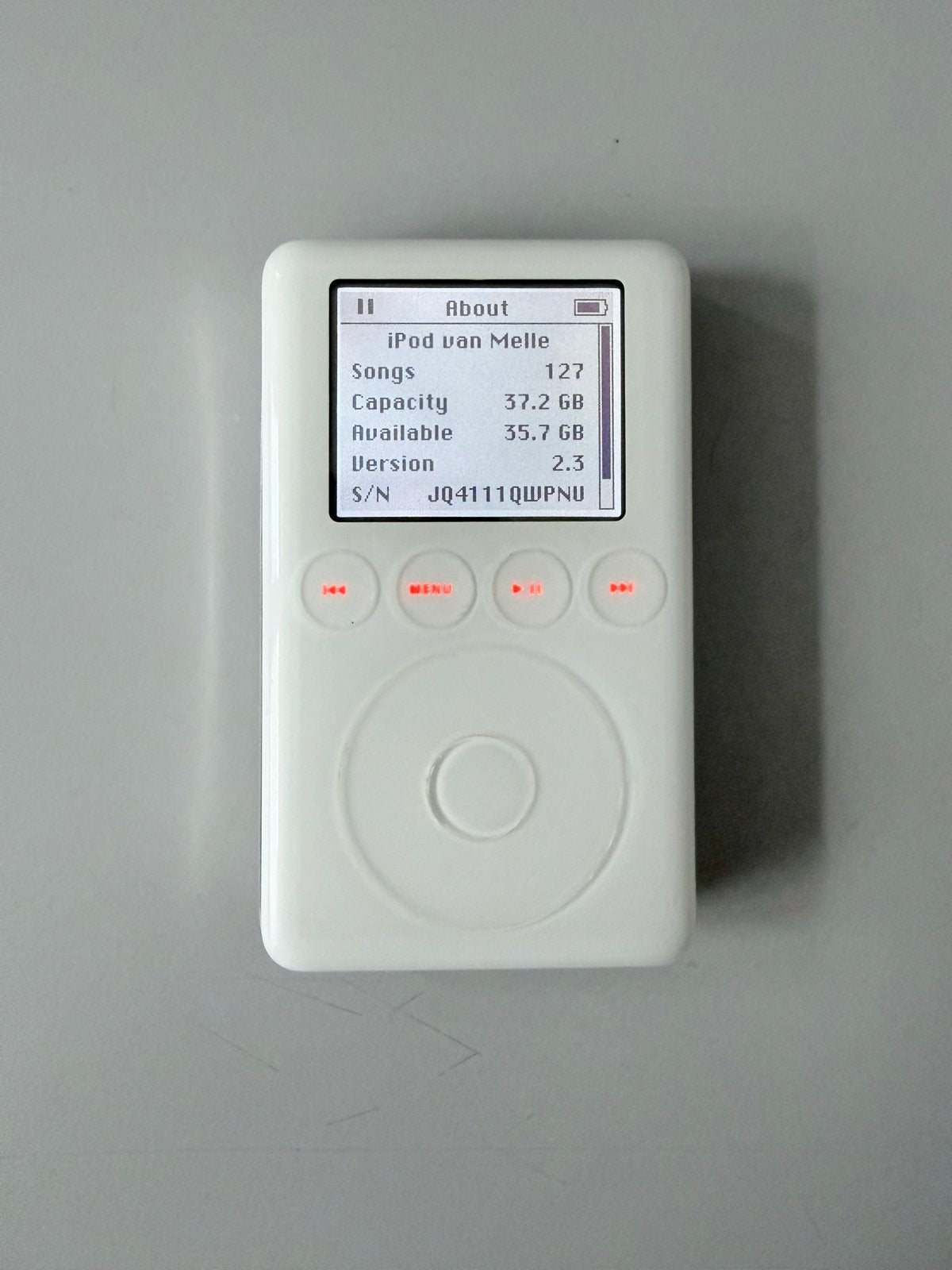 iPod Classic 3rd Gen.40GB -Nieuwe accu, gepolijste backplate, Audio, Tv en Foto, Mp3-spelers | Apple iPod, 40 GB en meer, Classic