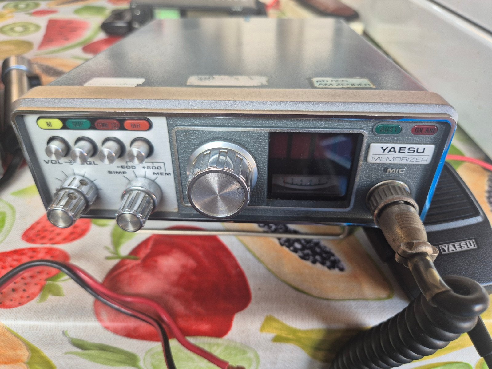 Yaesu Memorizer vhfband -radio met microfoon, Telecommunicatie, Zenders en Ontvangers, Ophalen of Verzenden, Gebruikt, Zender en Ontvanger