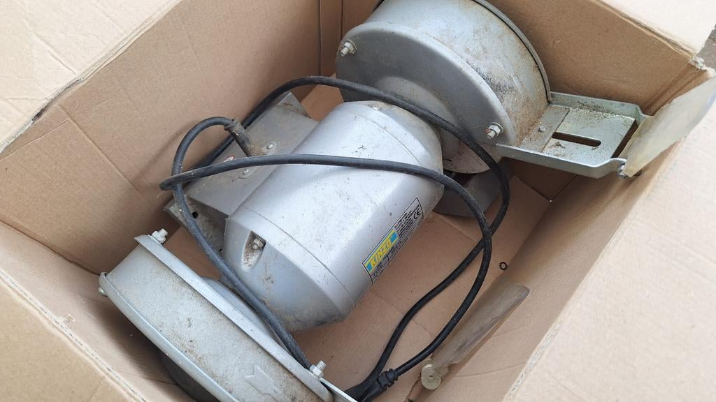 Slijpmachine, Ophalen of Verzenden, Minder dan 700 watt, Werkbankslijpmachine