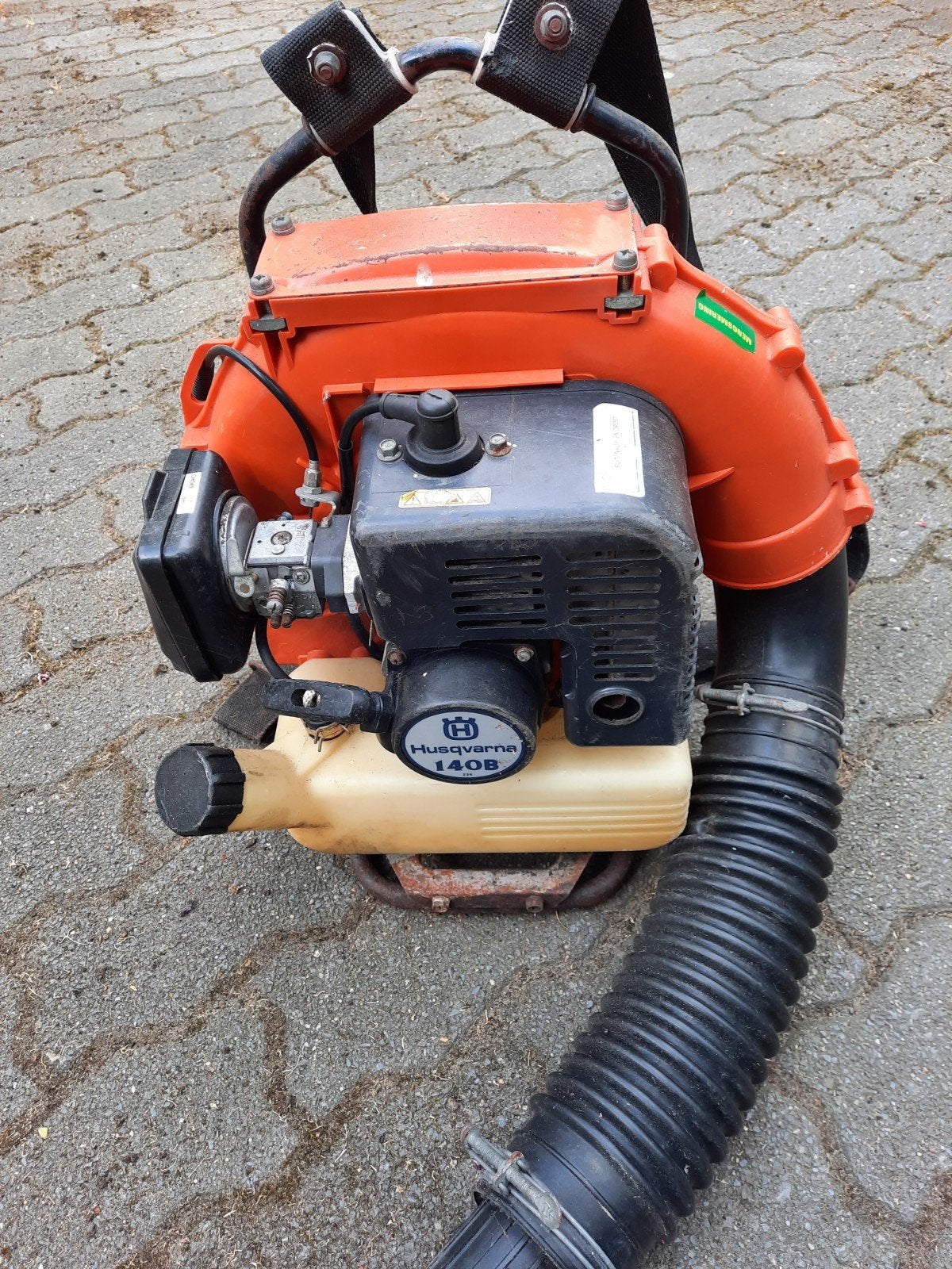 tekoop bladblazer husgvarna 140 B starten en lopen, Ophalen, Gebruikt, Benzine