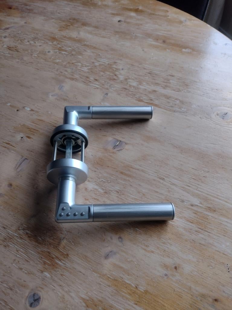 Assa abloy code kruk, Doe-het-zelf en Verbouw, Hang- en Sluitwerk, Klink of Kruk, Ophalen