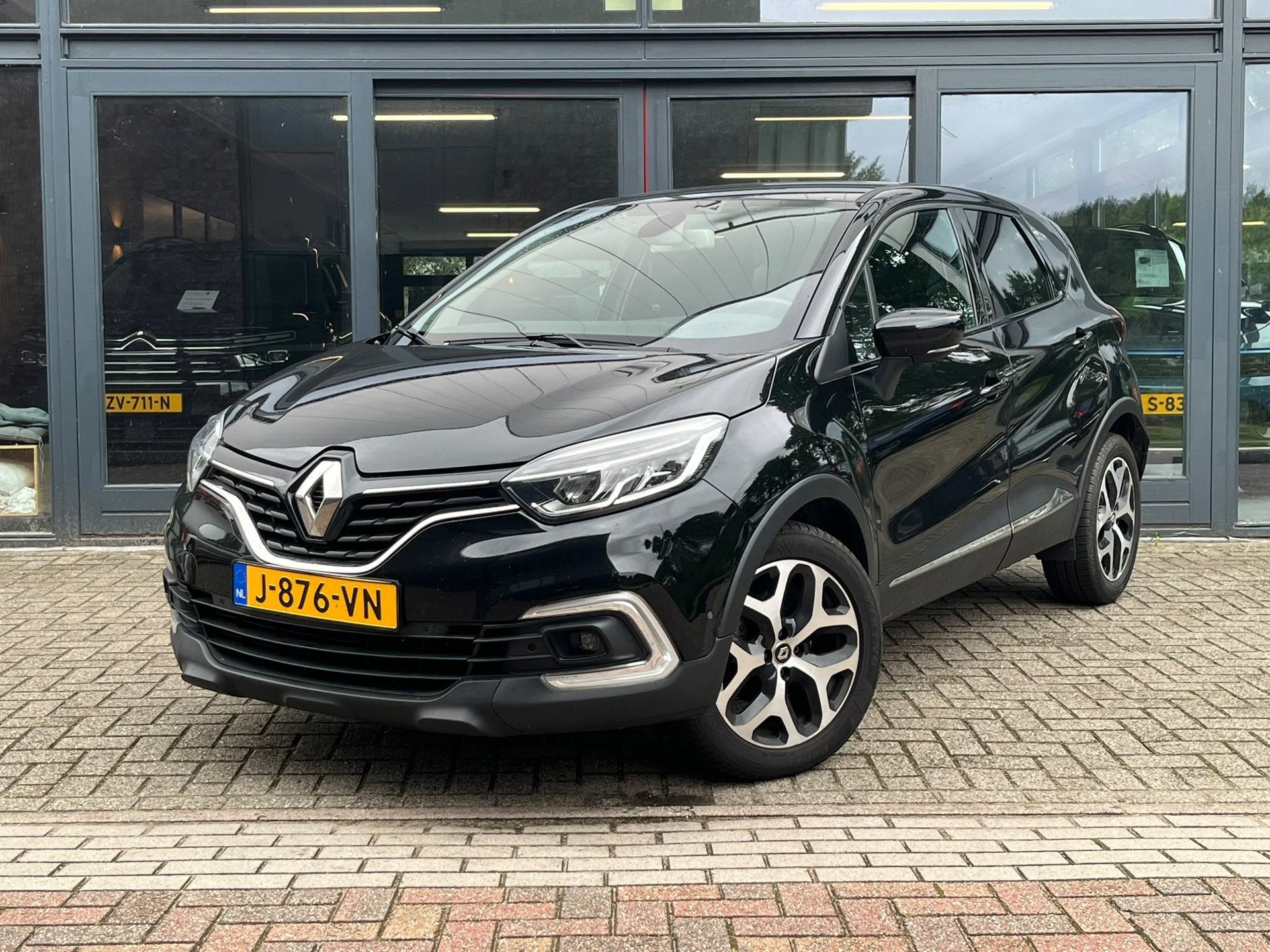 Renault Captur 1.3 TCe Intens | Cruise control | Bluetooth |, Auto's, Dealer onderhouden, Gebruikt, 4 cilinders, 150 pk