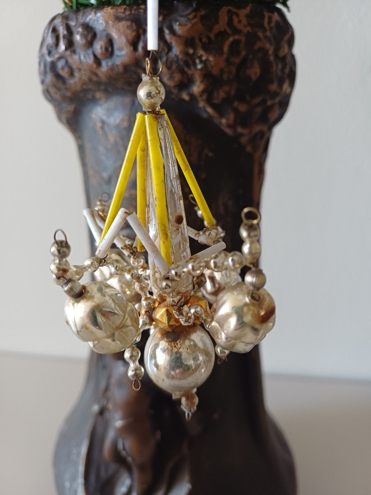 oude kerstbal van glas kroonluchter gabonzer, Diversen, Kerst, Ophalen of Verzenden