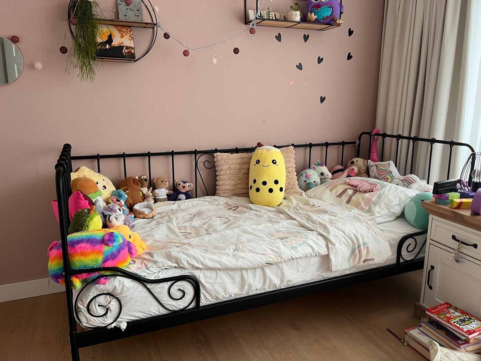Meidenbed zwart staal van vipack, Ophalen, 85 tot 100 cm, Zo goed als nieuw, Lattenbodem