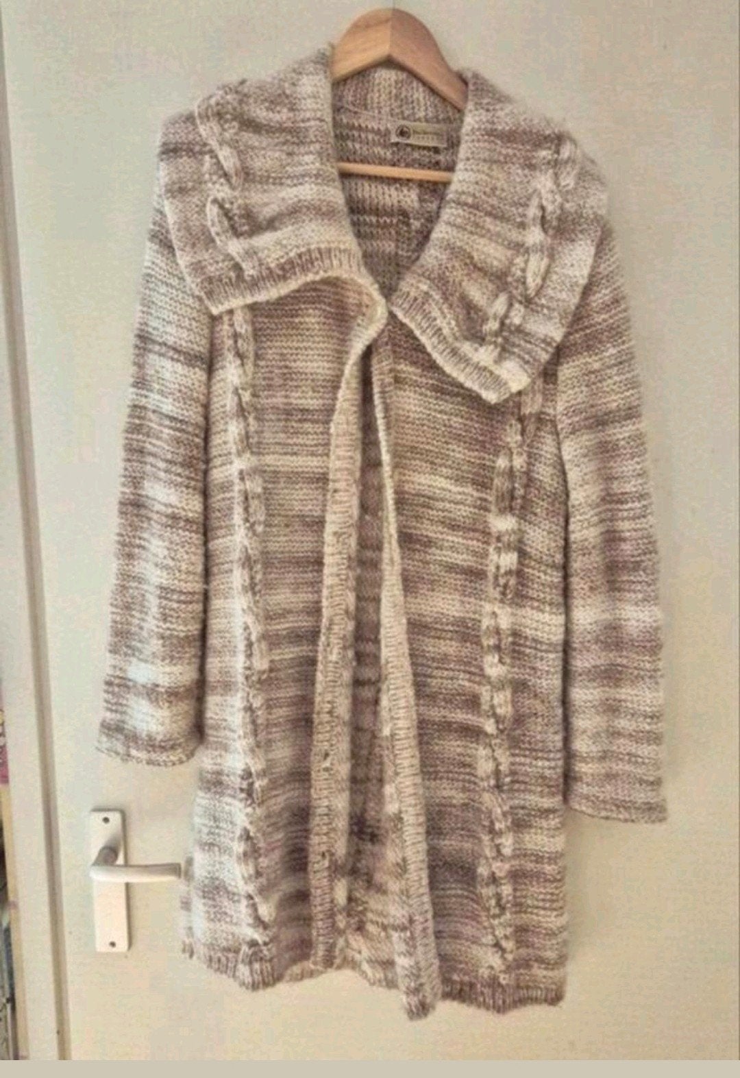 Mooi m, amper gedragen Verzasca vest maat L, 100% schapenwol, Beige, Maat 42/44 (L), Ophalen of Verzenden, Zo goed als nieuw