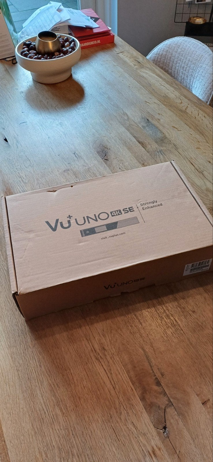 Vu+ UNO 4K SE Linux UHD-settopbox -Nieuw!!, Ophalen of Verzenden, Nieuw, Decoder
