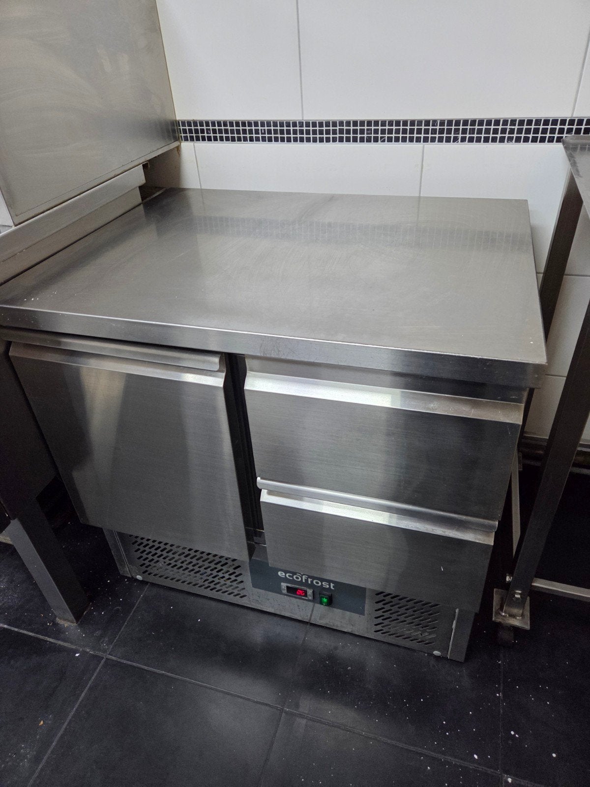 Koelkast, Koelwerkbank en rvs tafel op wielen, Ophalen, Koelen en Vriezen
