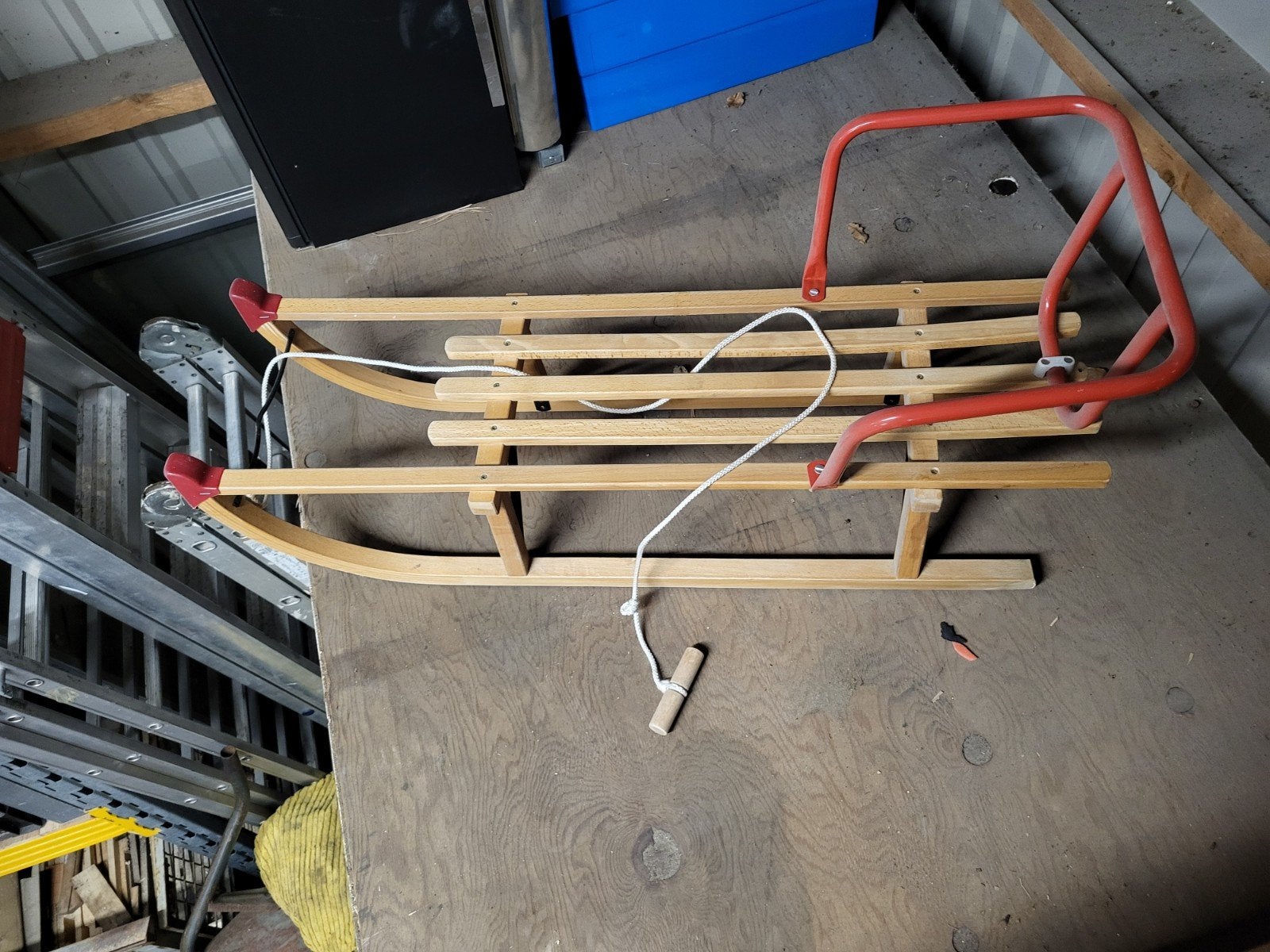 Houten slee met rugleuning, Ophalen, Rugleuning, Gebruikt, Hout