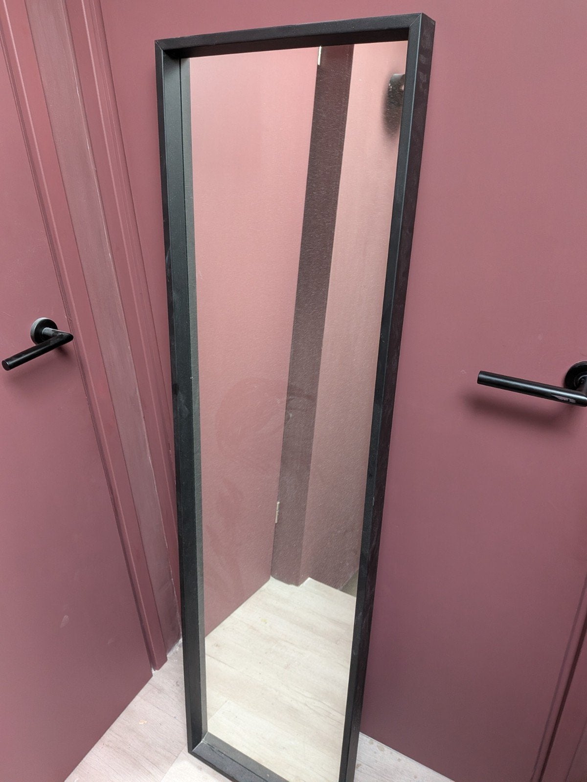 IKEA Nissedal spiegel zwart 40x150 cm, Huis en Inrichting, Ophalen, Minder dan 50 cm, 100 tot 150 cm, Zo goed als nieuw