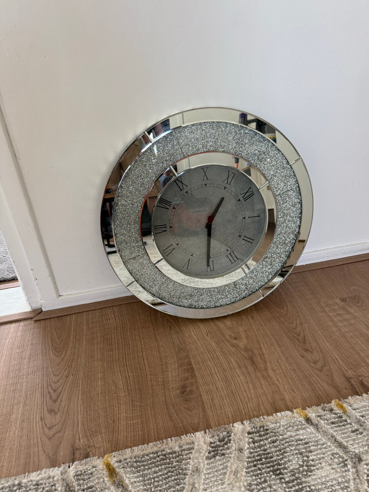 Moderne spiegel wandklok met glitter, Ophalen, Wandklok, Analoog, Zo goed als nieuw
