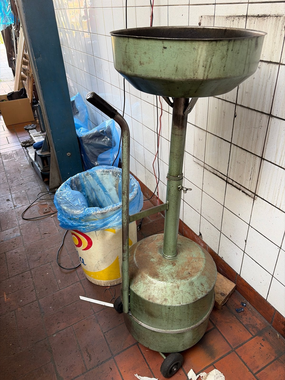 Olie opvangwagen voor werkplaats, Ophalen of Verzenden